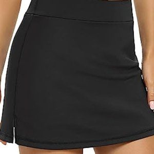 Tennis Skort with split on each side | size XL